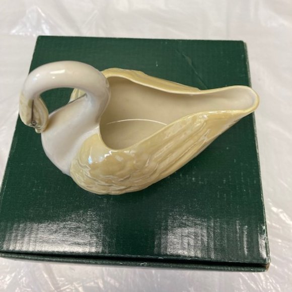 Belleek Pottery Bowl Swan Lustre 4" - Picture 4 of 5